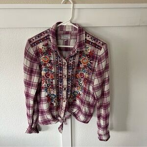 Johnny Was Workshop Girl's Medium Embroidered Button-down Shirt.